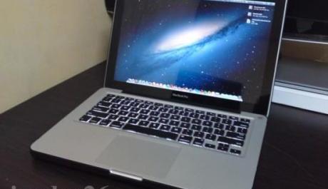MacBook Pro 13inch Core i5 photo
